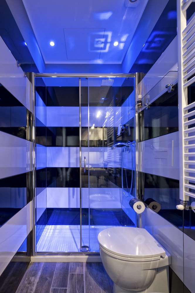 Double Room, City View (Extra Bed) photo 3