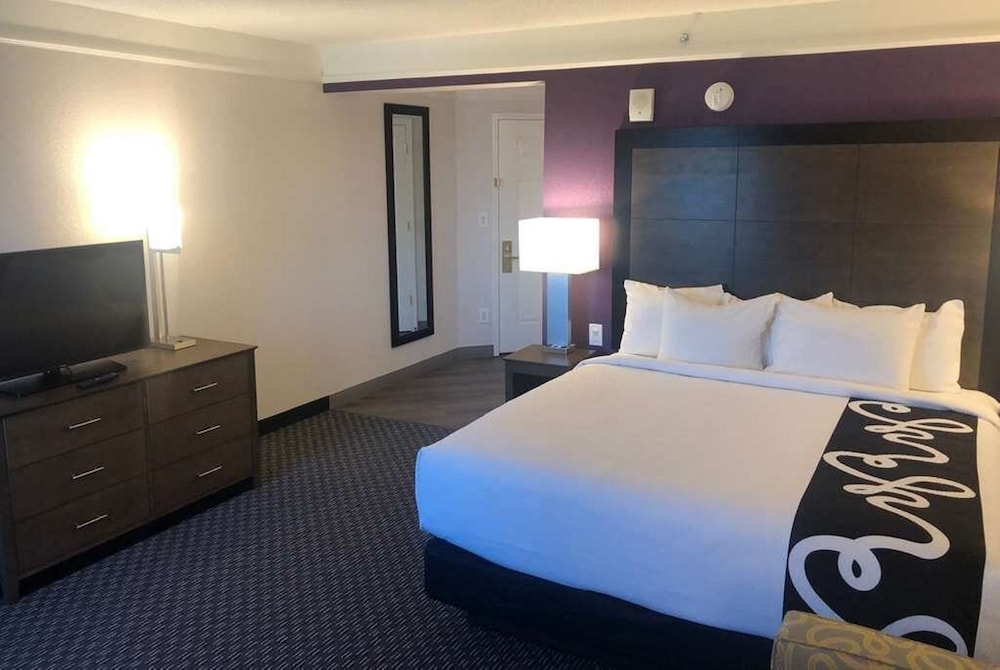 Executive Room, 1 King Bed, Non Smoking