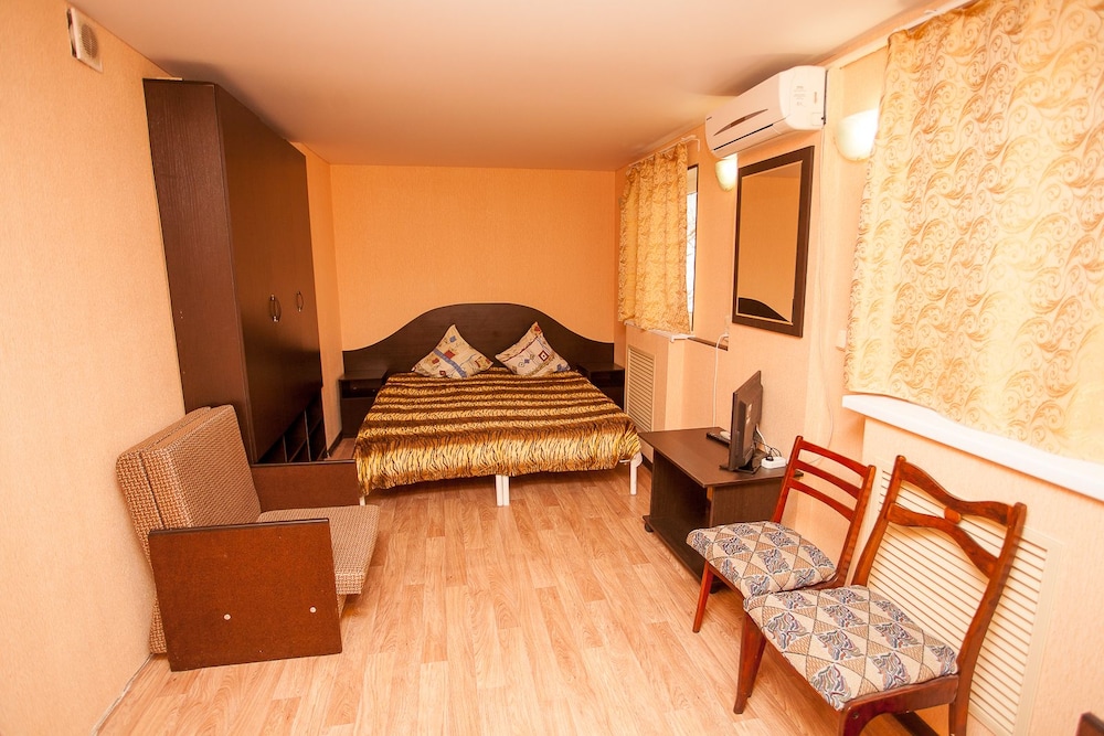 Triple Room, Private Bathroom photo 1