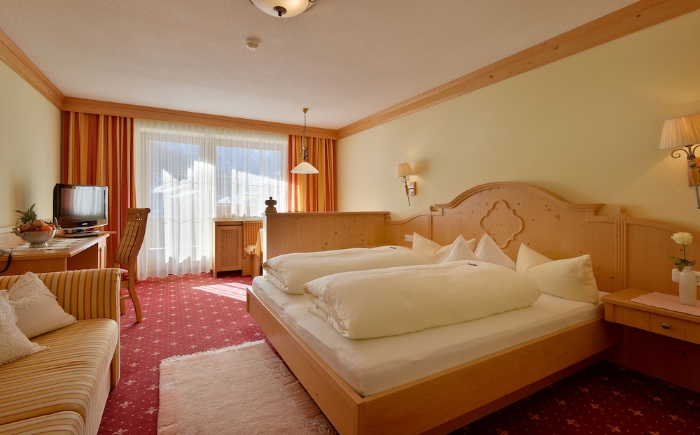 Standard Double Room, 1 Bedroom, Balcony (A) photo 1