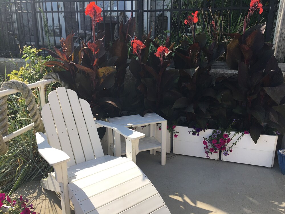 Garden Side Room photo 2