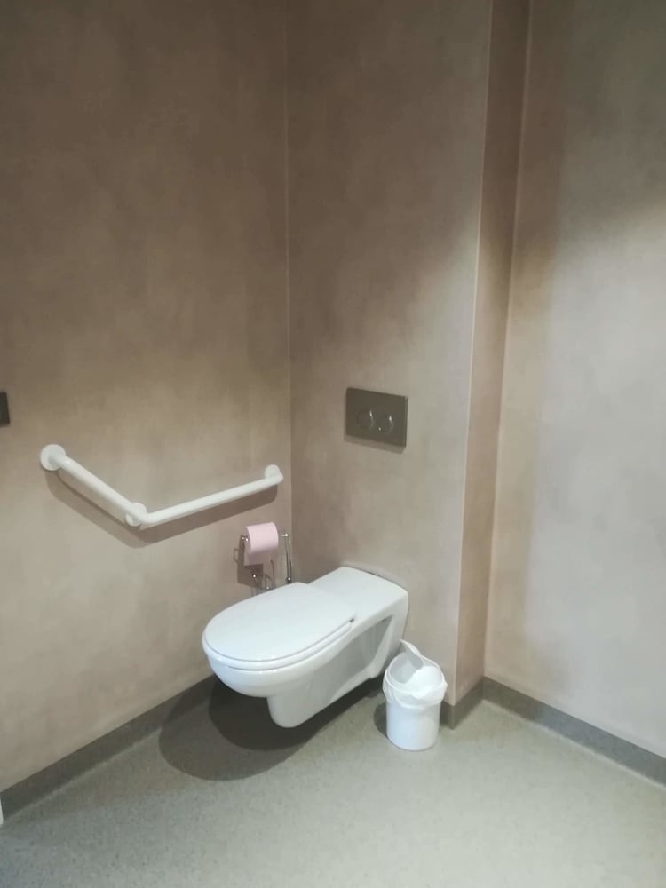 Superior Double Room, 1 Queen Bed, Accessible photo 3