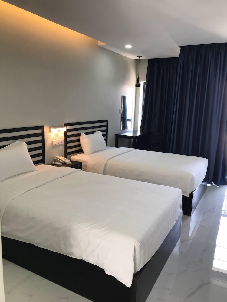Deluxe Twin Room - Photo 4