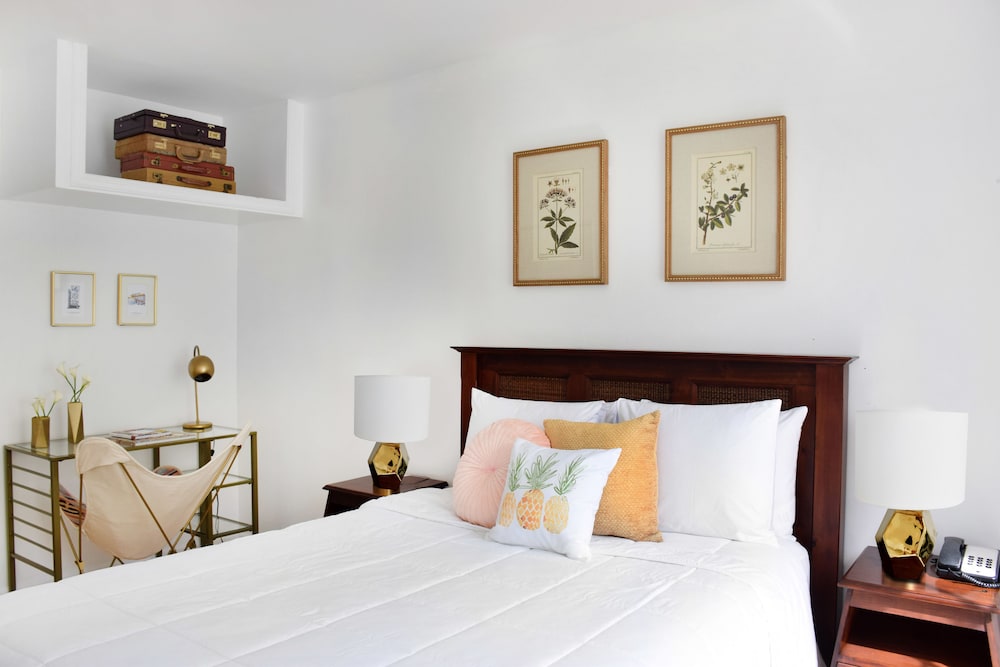 Deluxe Double Room, 1 Queen Bed - Photo 2