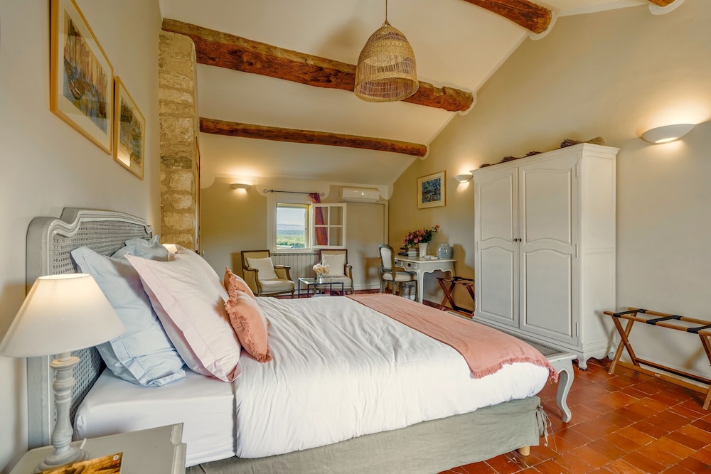 Suite photo 1