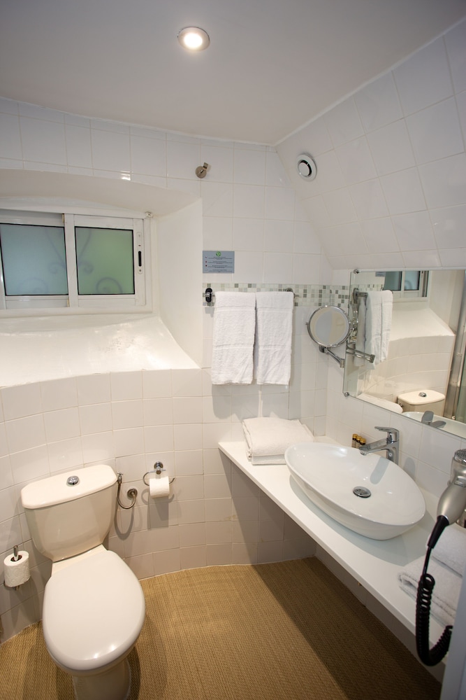 Comfort Triple Room photo 3