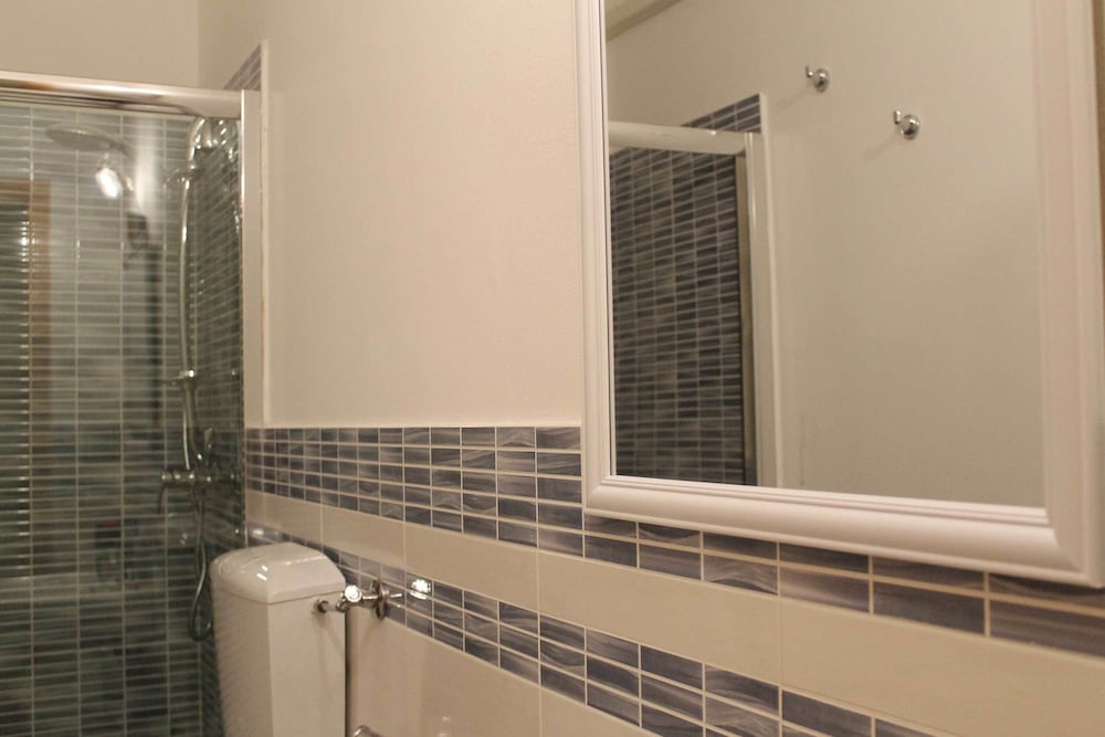 Double Room, Shared Bathroom photo 3