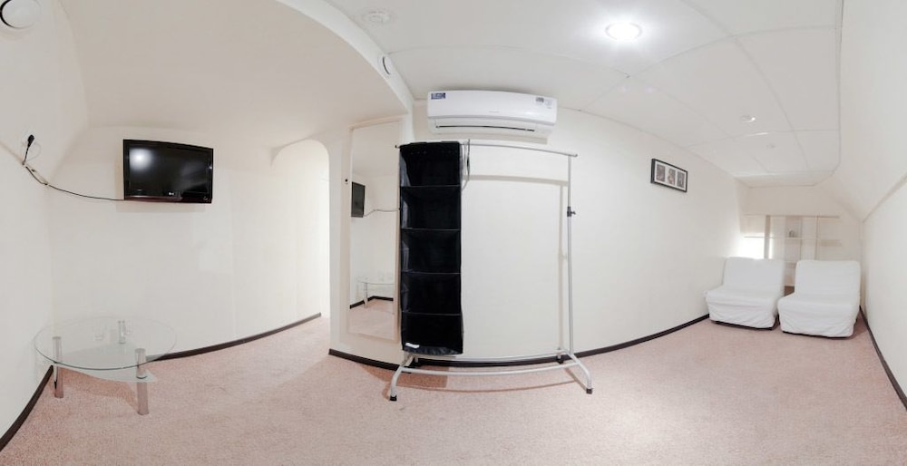 Economy Twin Room photo 1