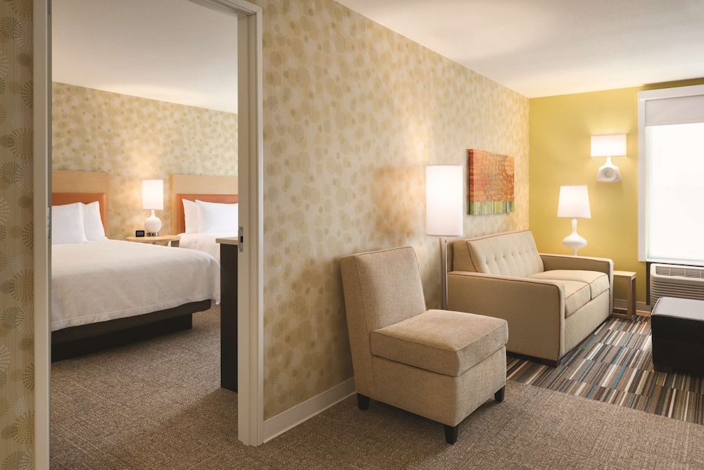 Suite 1 Bedroom 2 Queen Beds Non Smoking photo 3