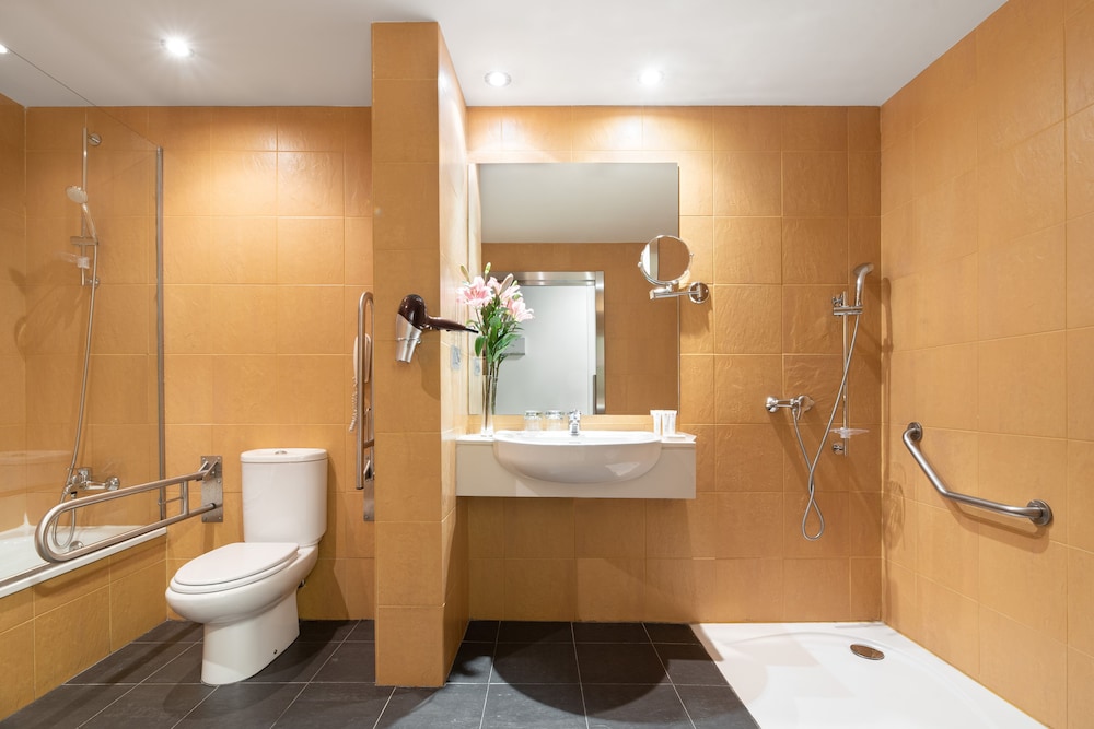 Double Room - Photo 11