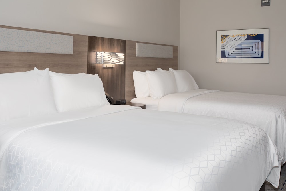 Suite, Multiple Beds, Accessible (Communications) photo 3
