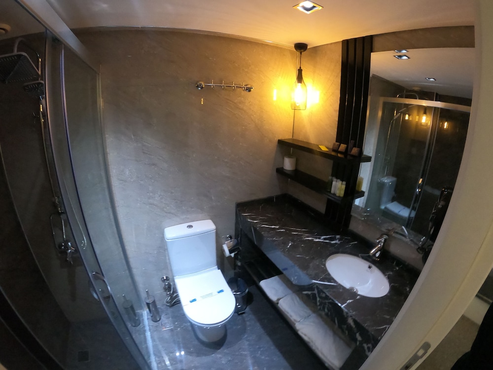 Standard Twin Room, City View photo 3