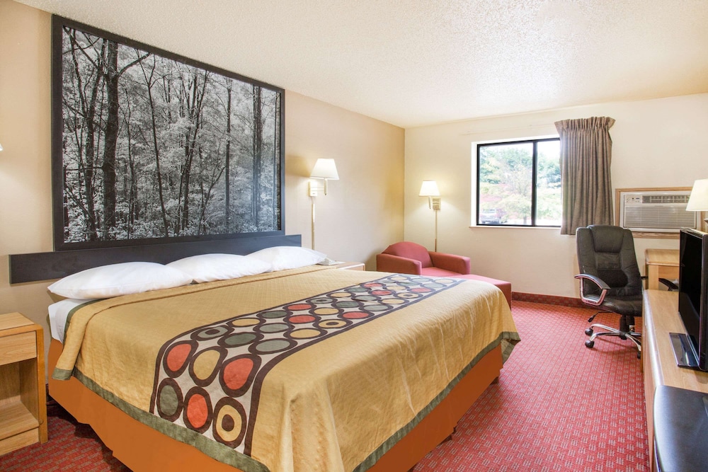 Standard Room, 1 King Bed photo 1