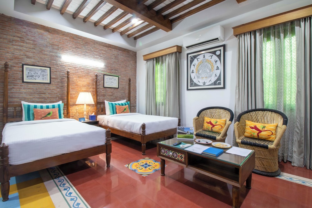 Deluxe Double or Twin Room, Garden View photo 2