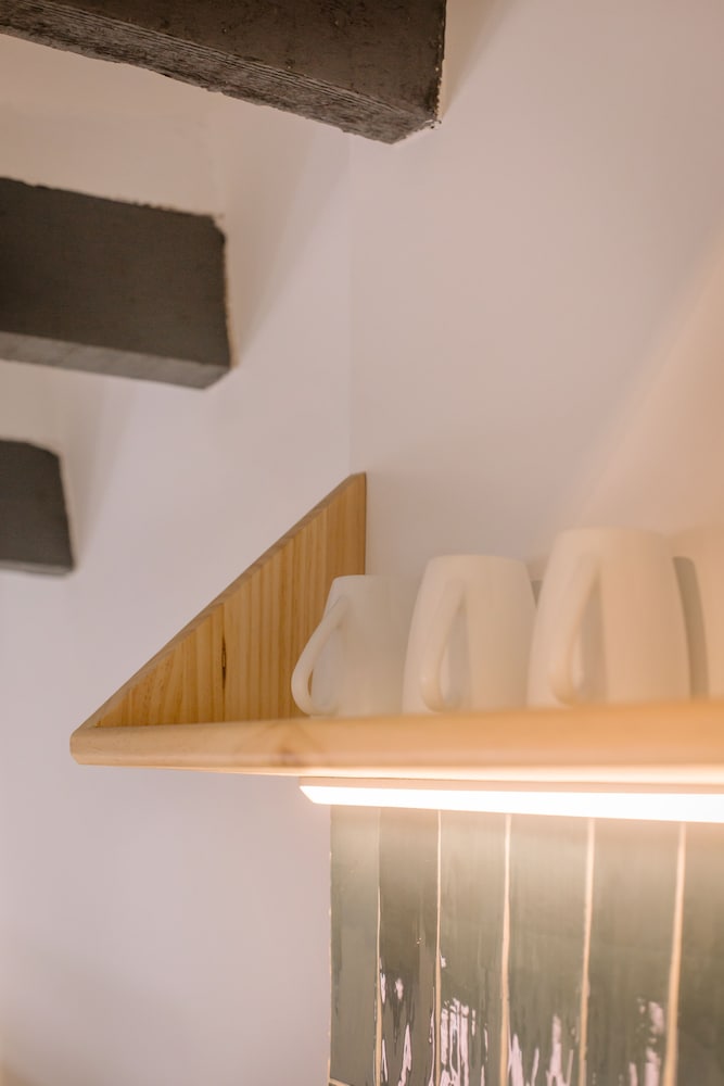 Studio, Ensuite - Photo 13