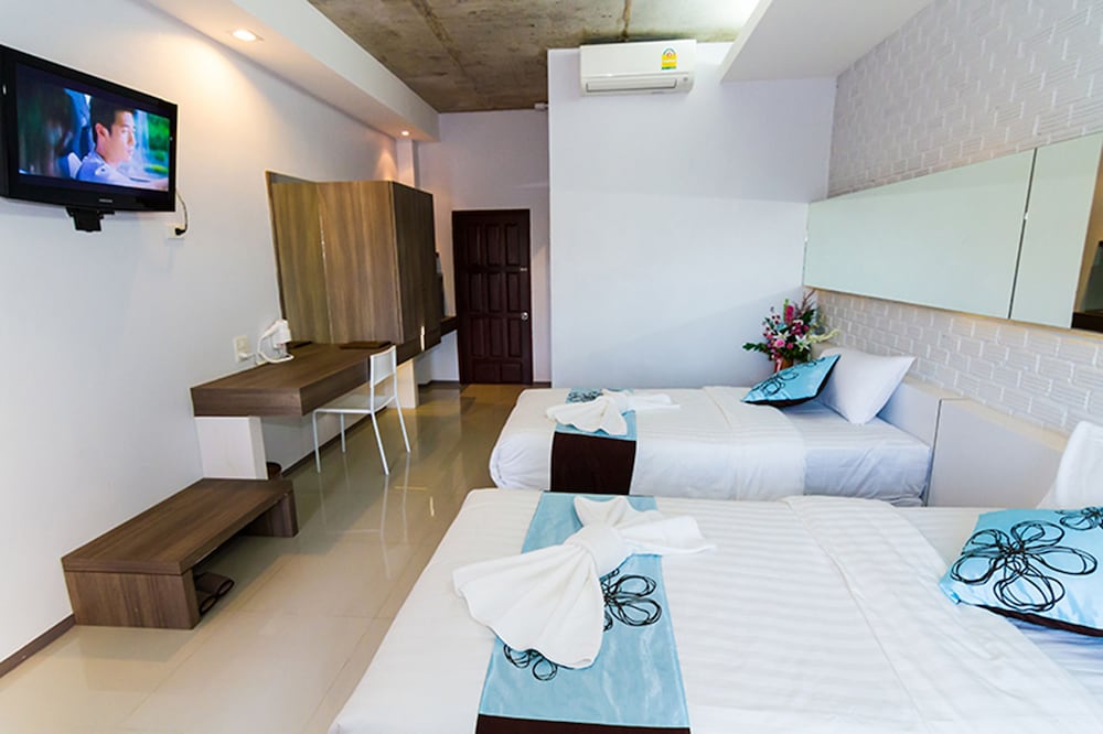 Premier Double or Twin Room photo 1