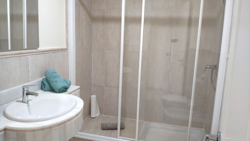Appartamento con 2 Camere da Letto e Piscina, Foto 6
