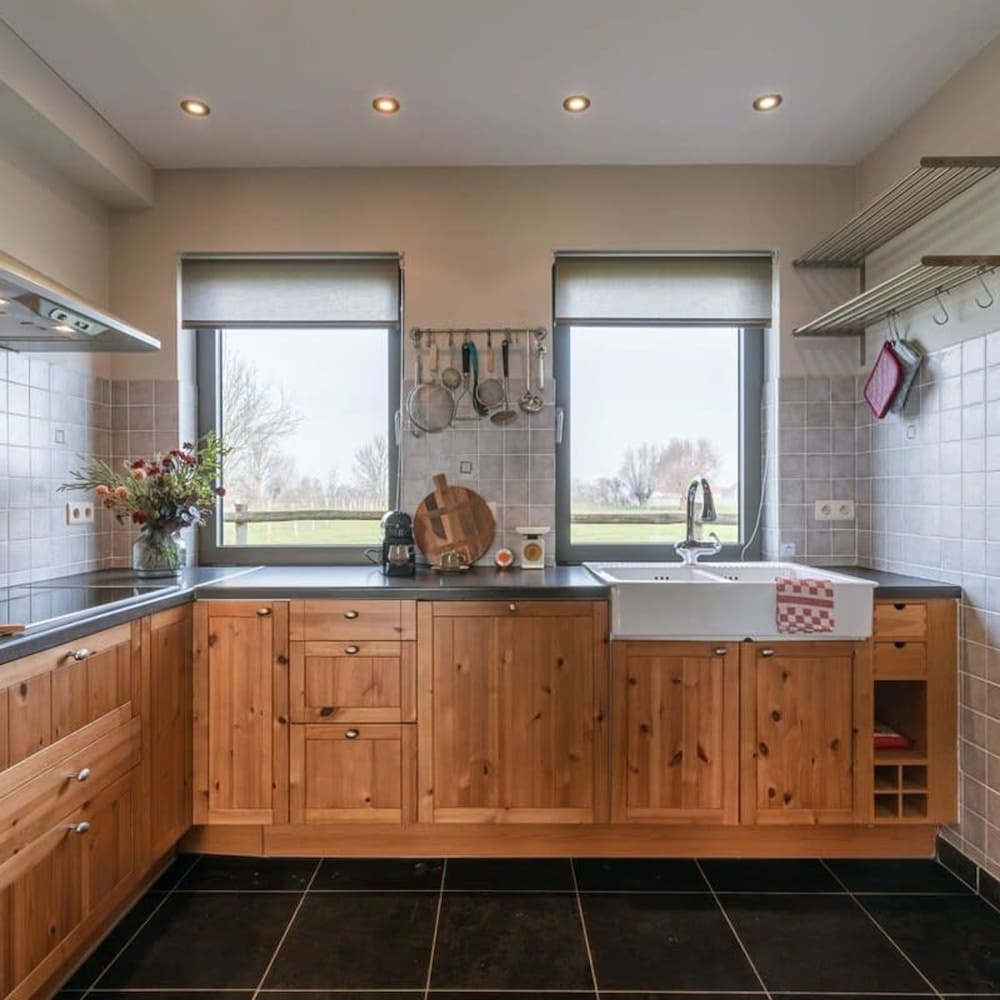 Rustic Family Holiday Home for up to 8 People Located in the Green of the Countryside, Billede 4