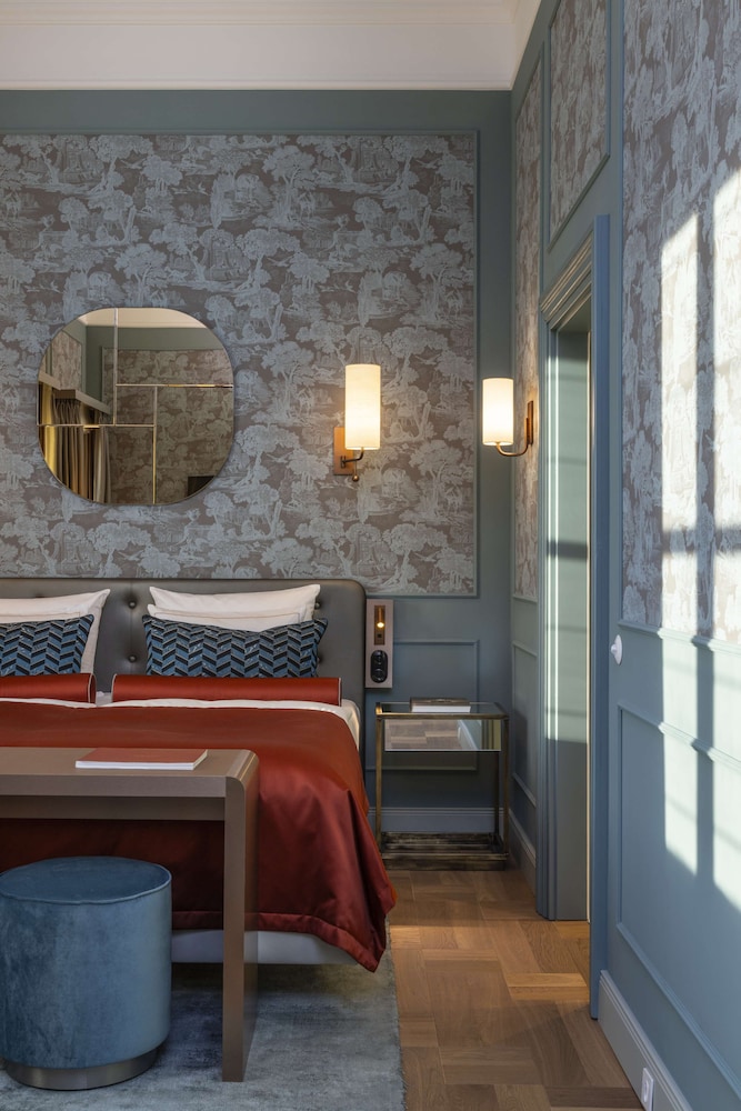 Room (Palais View) - Photo 27