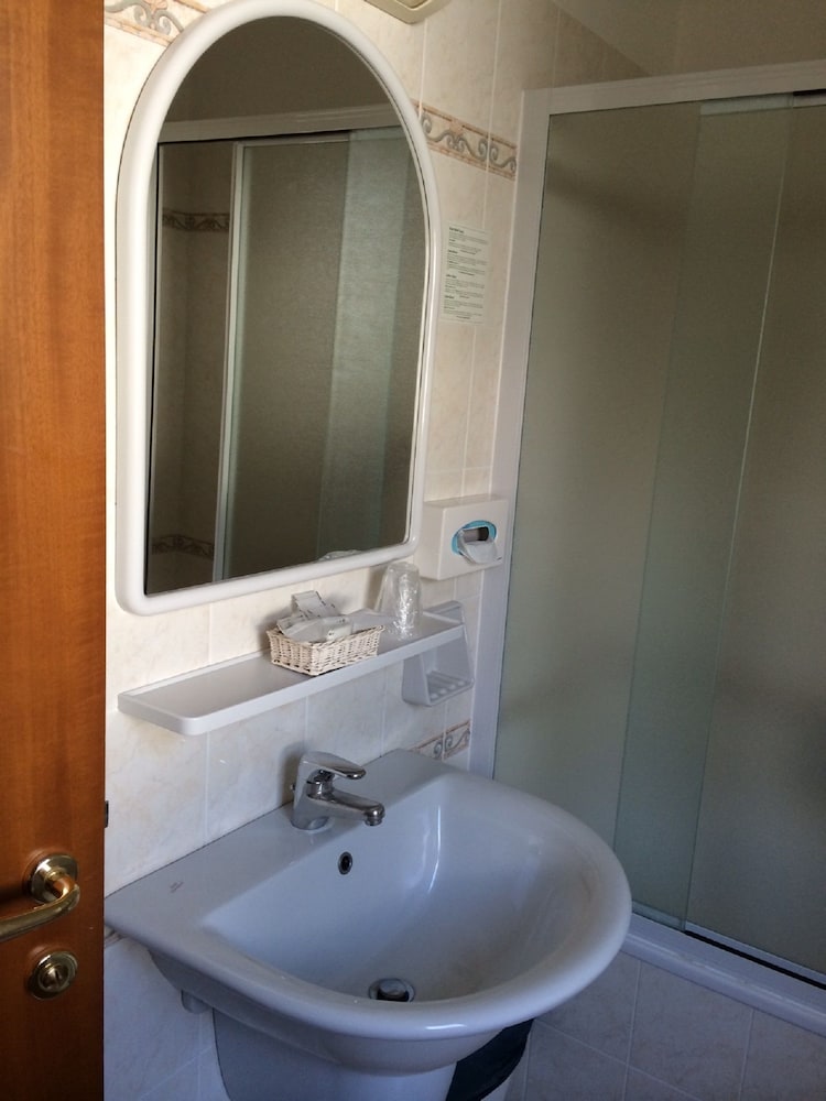 Double Room, Lake View photo 2