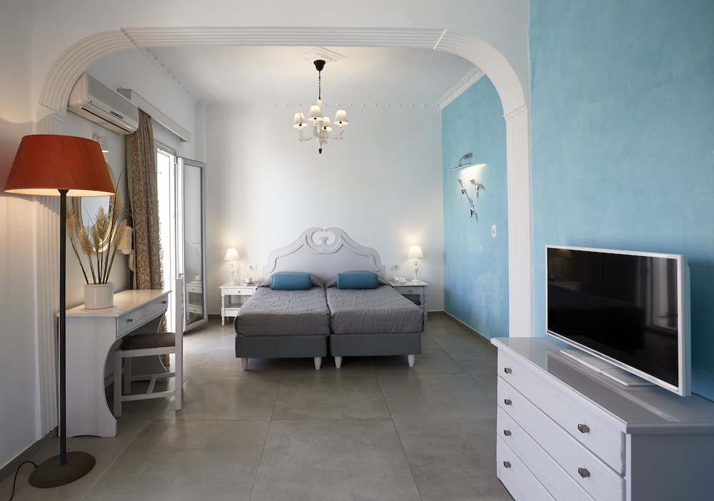 Superior Room - Photo 1