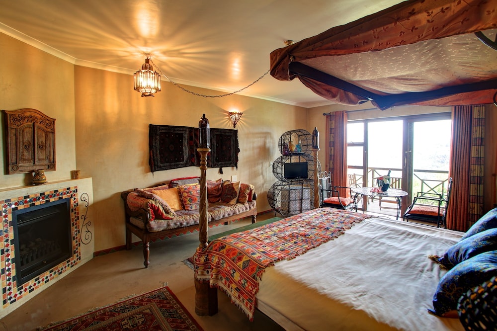 Deluxe Room - Photo 26