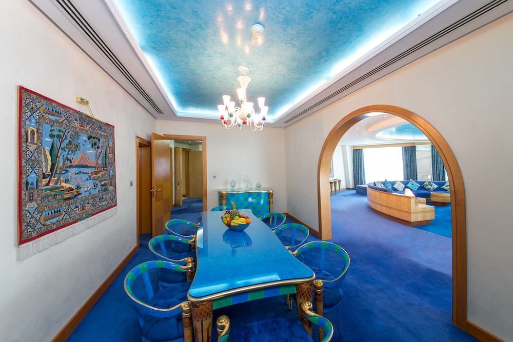 Presidential Suite, 1 King Bed photo 2