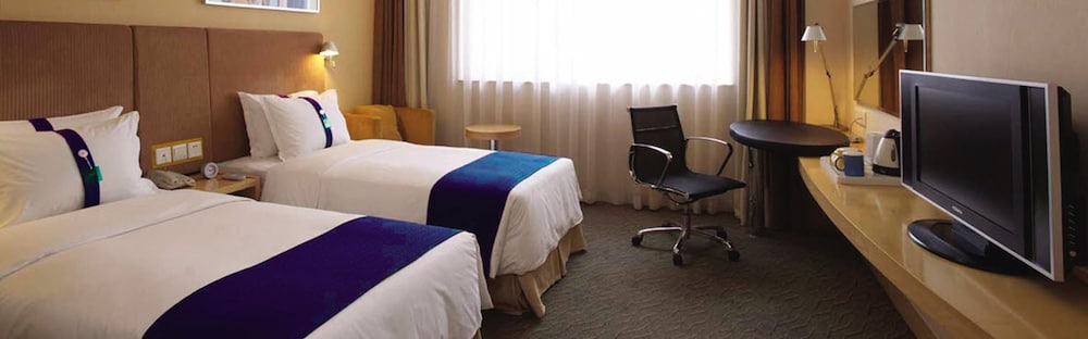 Standard Room, 2 Twin Beds photo 3