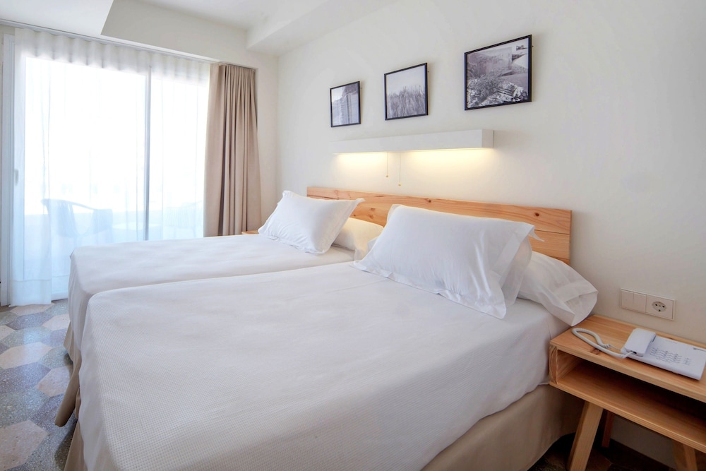 Double Room, Balcony - Photo 1