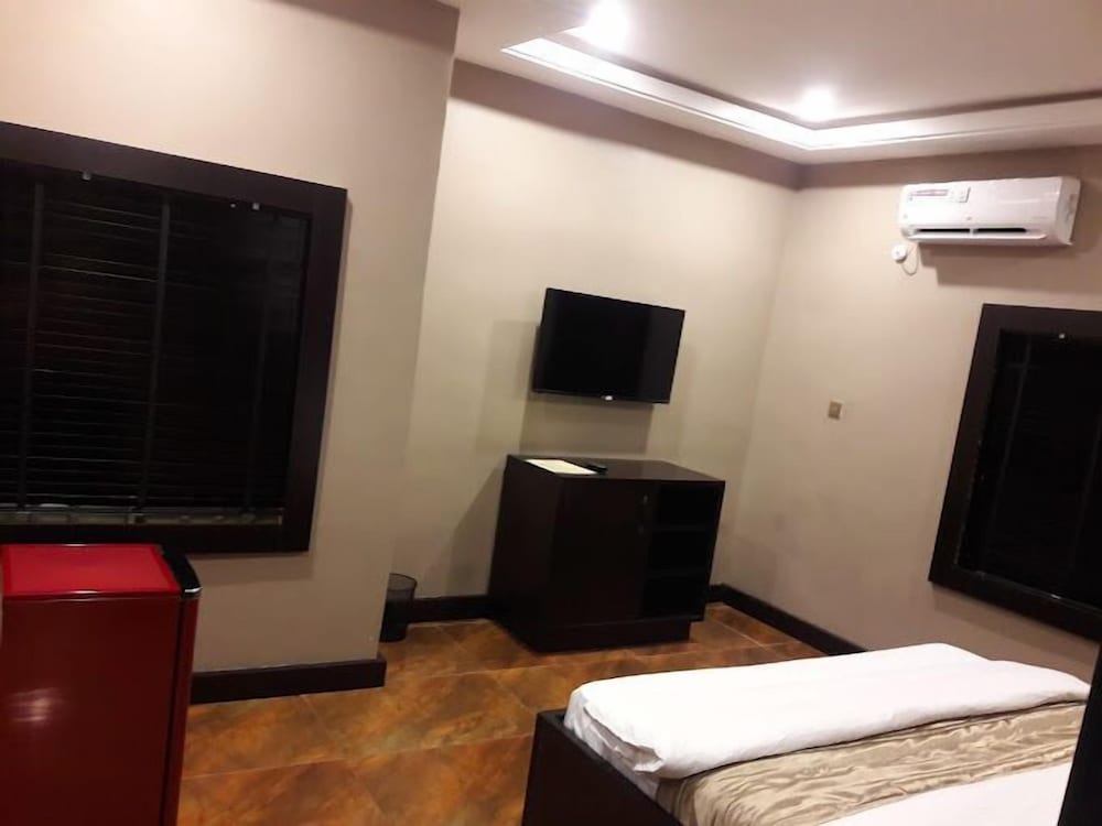 Economy Apartment, Balcony, City View photo 2