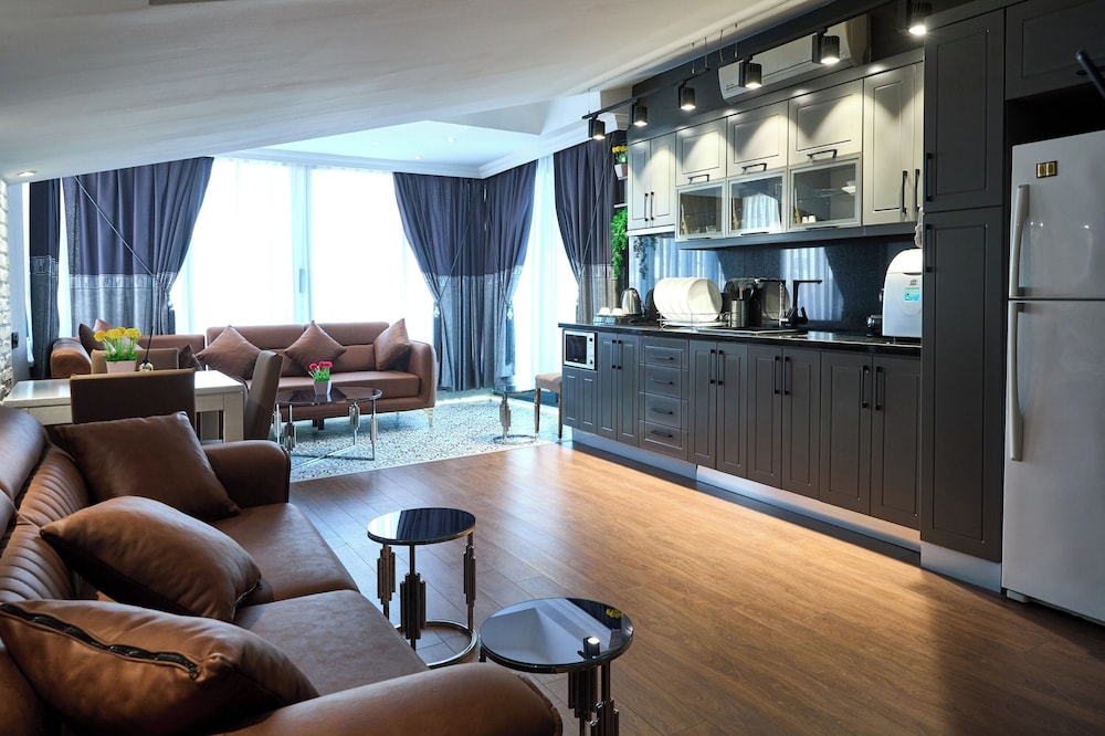 Deluxe Suite photo 1