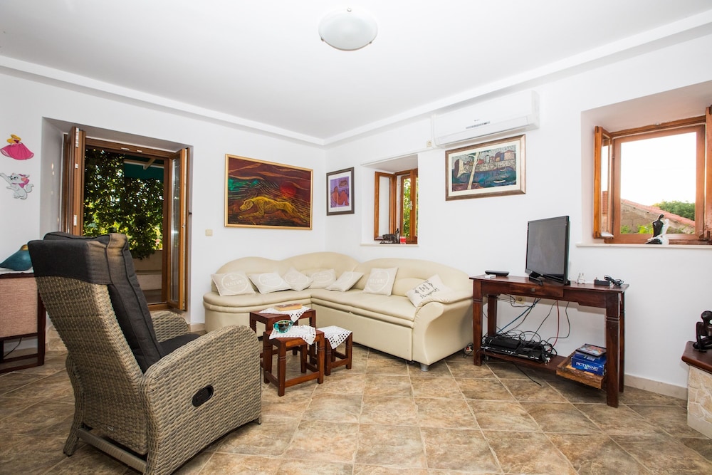 Villa (Three Bedroom Villa With Private Pool) photo 2
