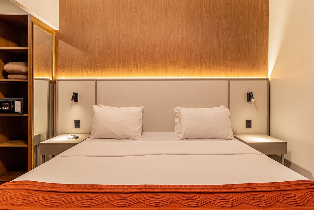 Standard Double Room, 1 Queen Bed photo 3