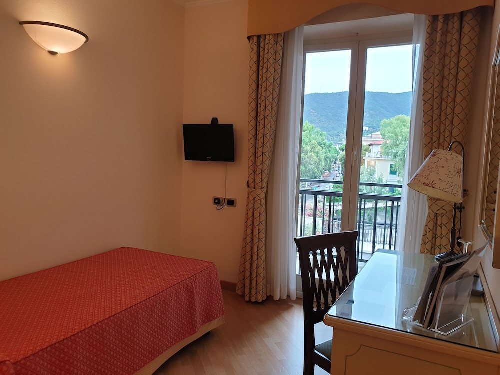Standard Single Room photo 1
