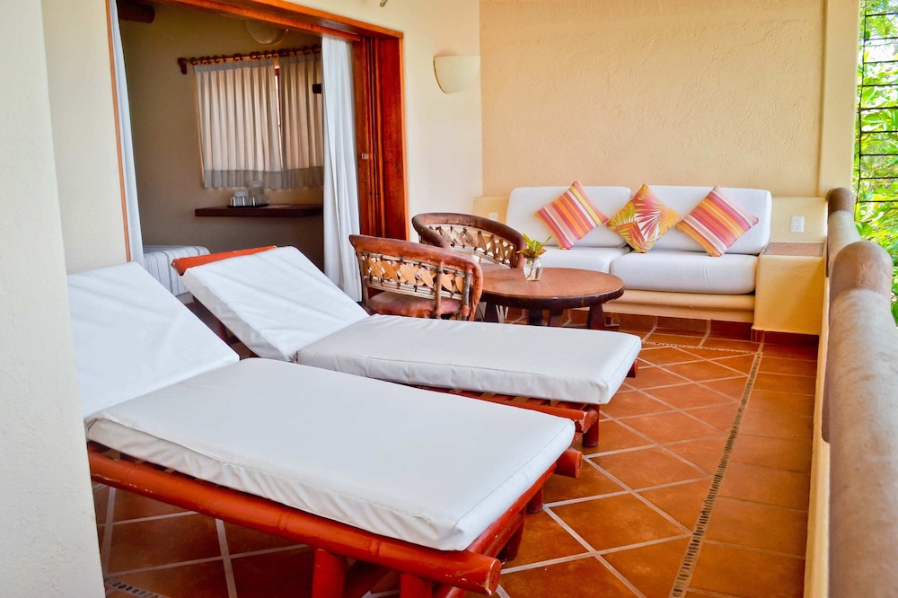 Beach View Suite - Photo 8