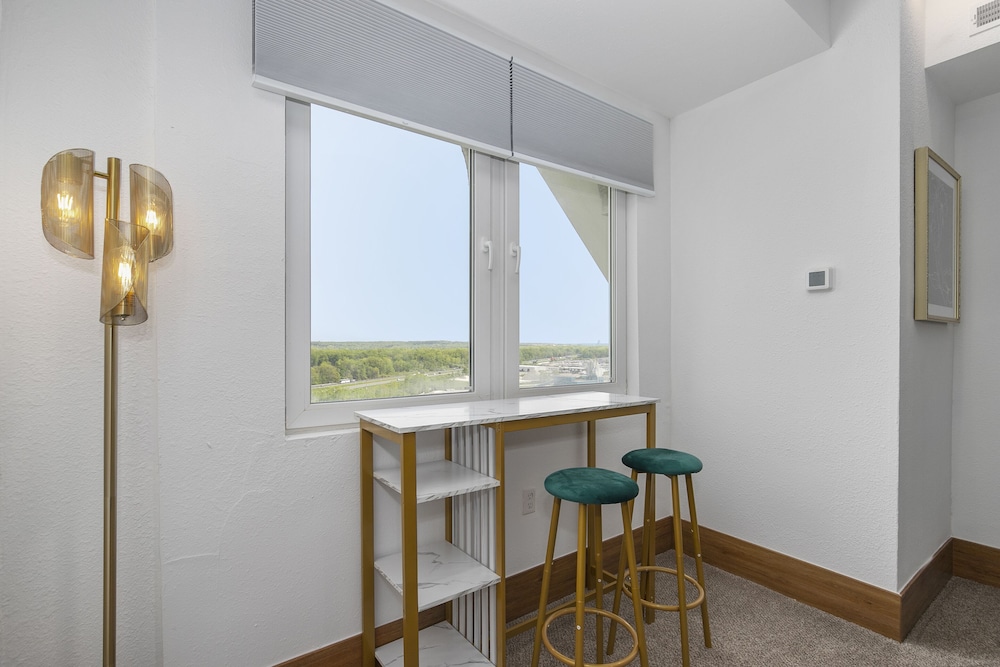 Premium Penthouse photo 2