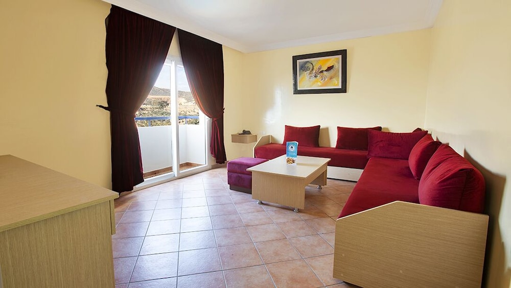 Senior Suite, Balcony, Pool View photo 1