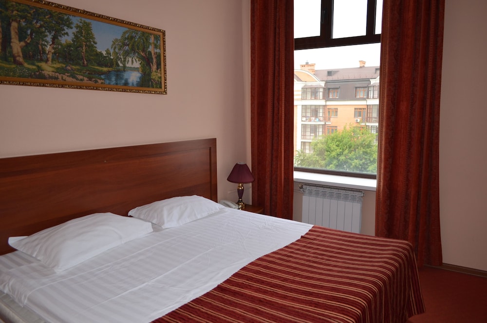 Standard Double or Twin Room photo 2