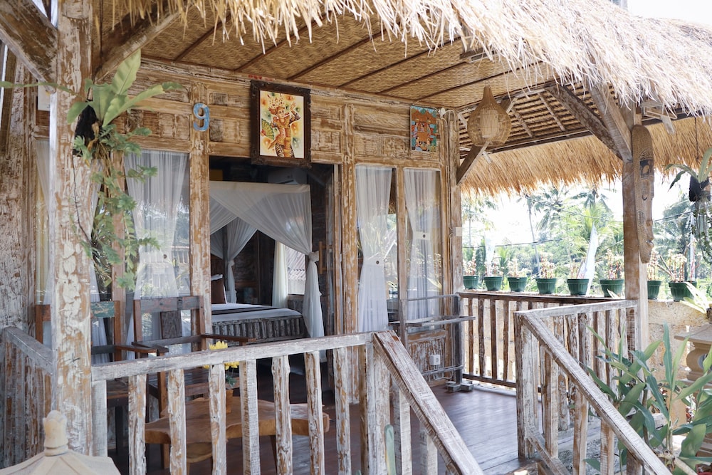 Deluxe Room, Pool View - Photo 7