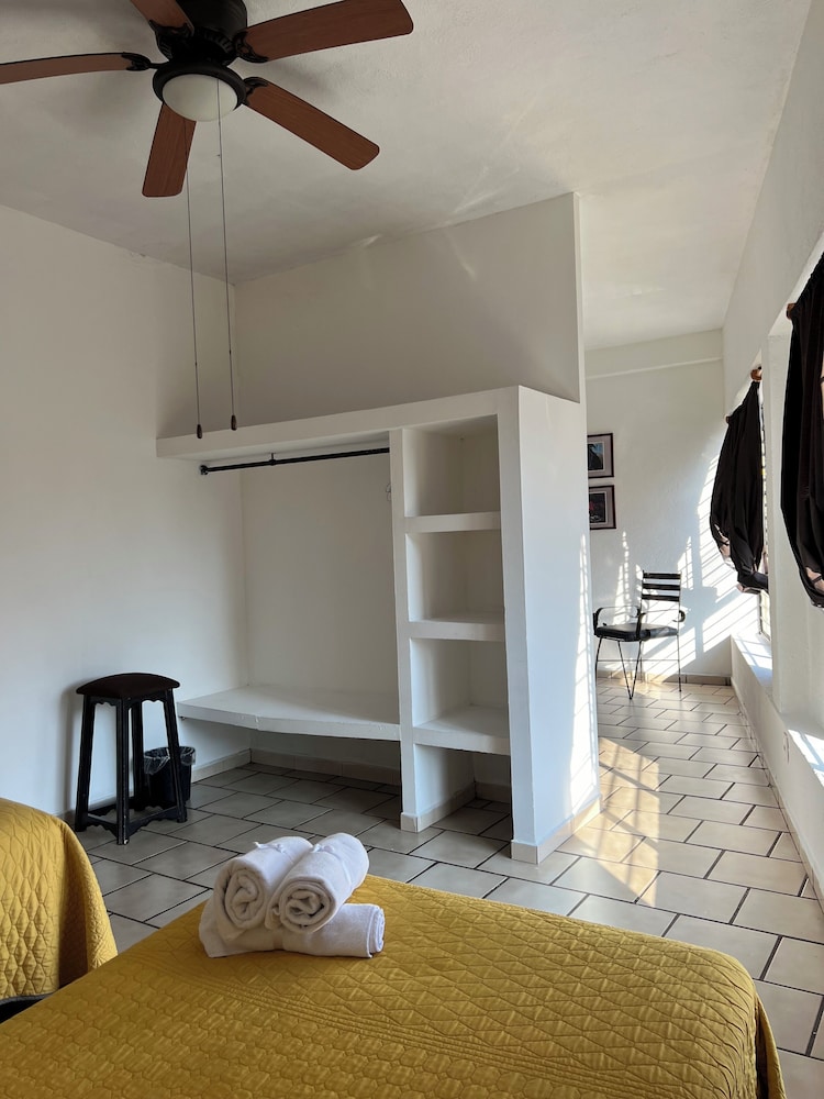 Economy Apartment photo 3