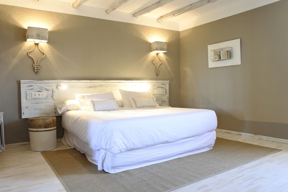 Standard Room (2 Adults) - Photo 7