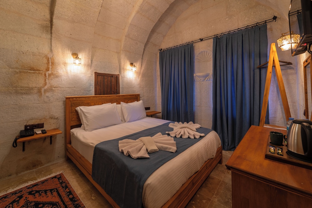 Standard Room - Photo 1