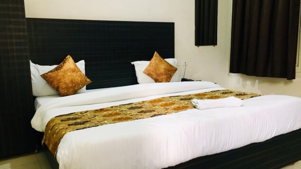 Premium Double Room, City View photo 1