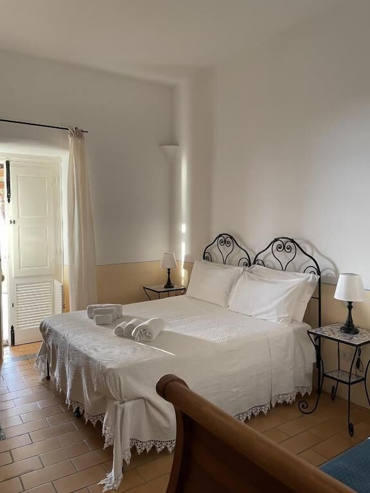 Classic Double Room photo 2