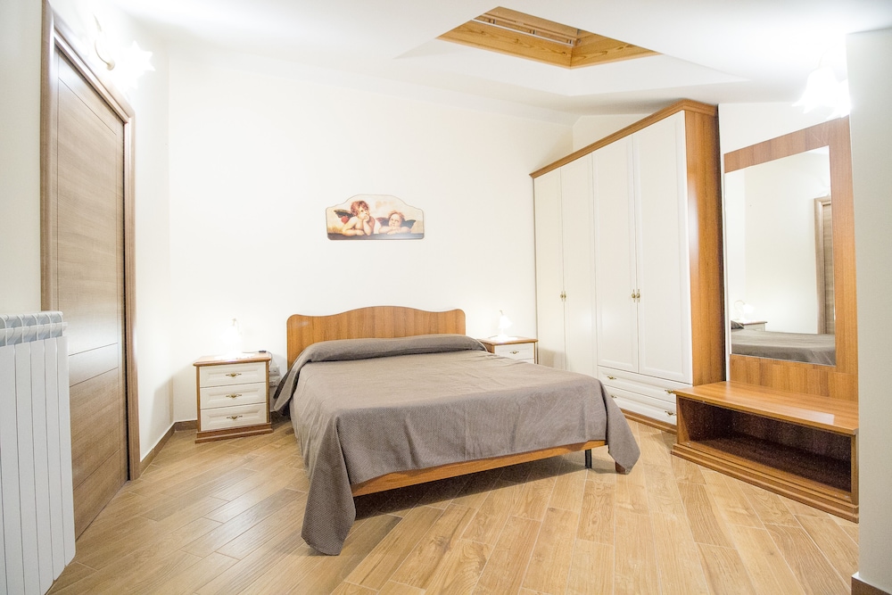 Luxury Apartment, 2 Bedrooms photo 3