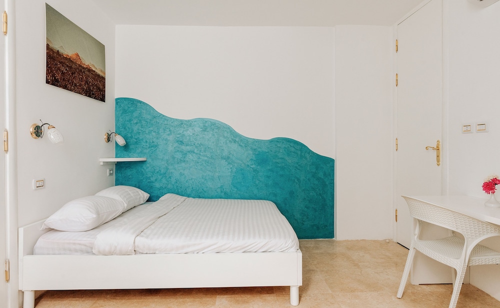 City Double Room (Double room) - Photo 6