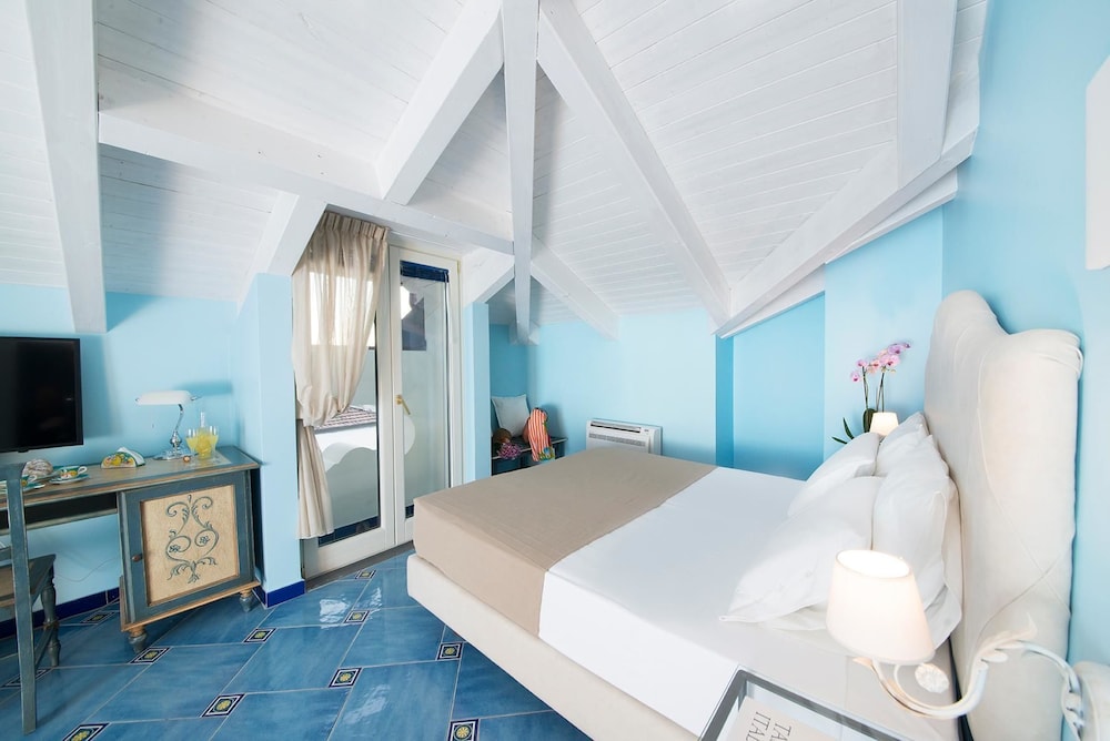 Superior Room photo 2