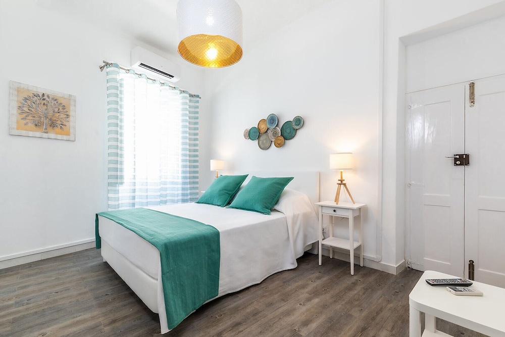 Deluxe Double Room, Private Bathroom