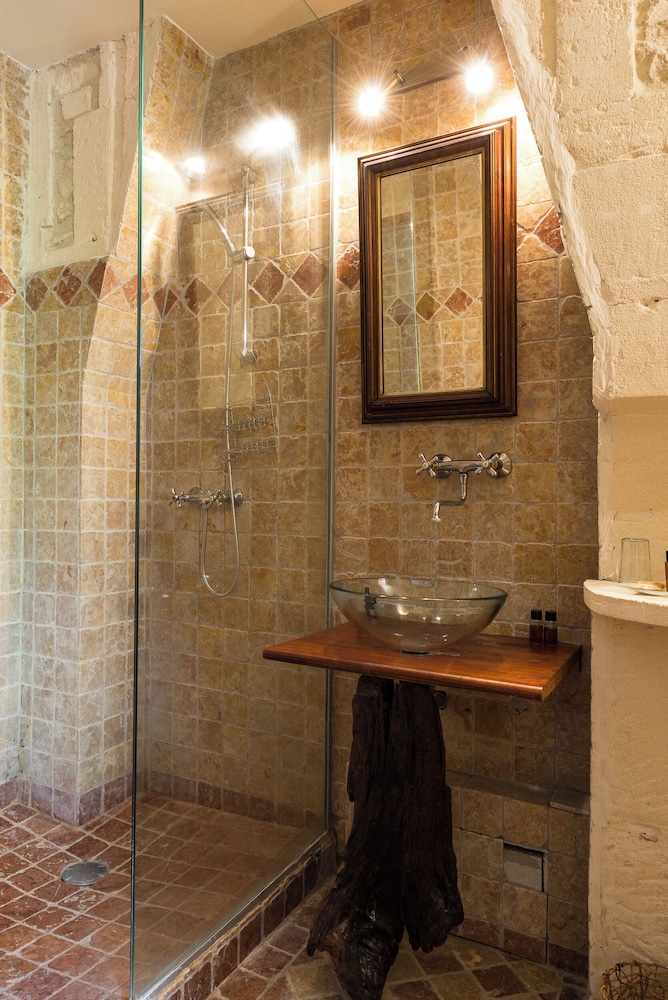 Double Room - Photo 9