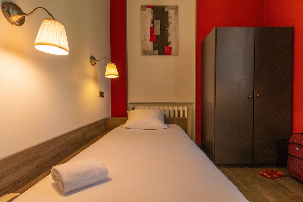 Standard Single Room photo 2